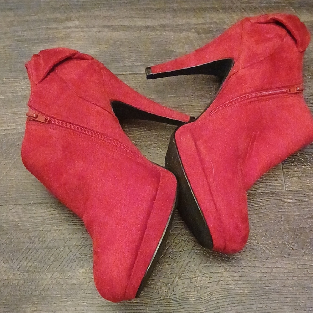 Impo Red Heeled Ankle Boots